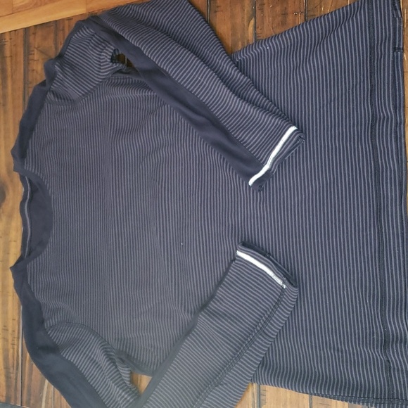 Lululemon velocity long sleeve - Picture 4 of 7